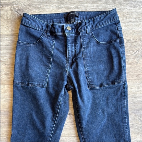 WHO WHAT WEAR Flare Jeans Size 4 - Picture 3 of 6